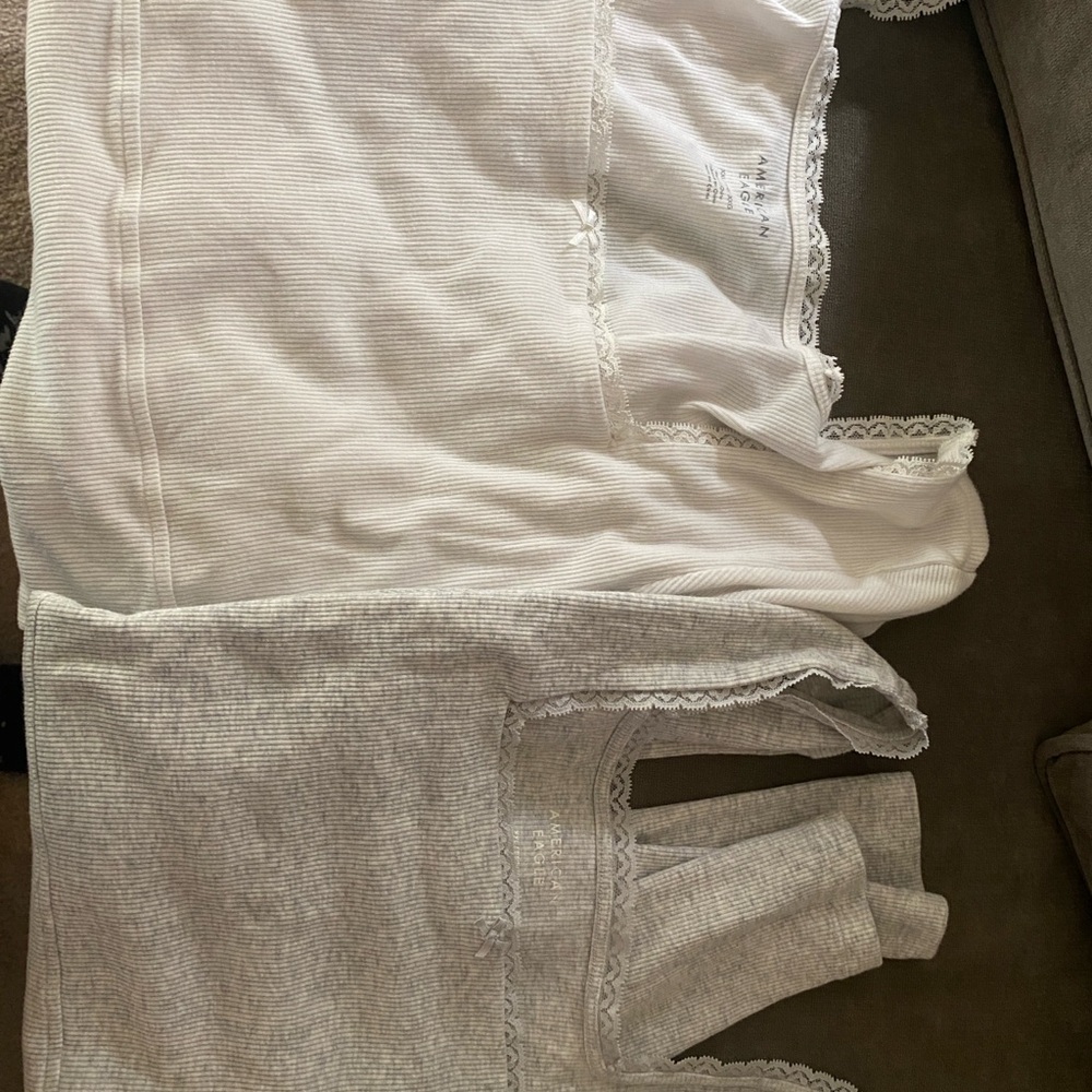 American Eagle Outfitters Gray and White Lace Trim square neck long sleeve shirt
